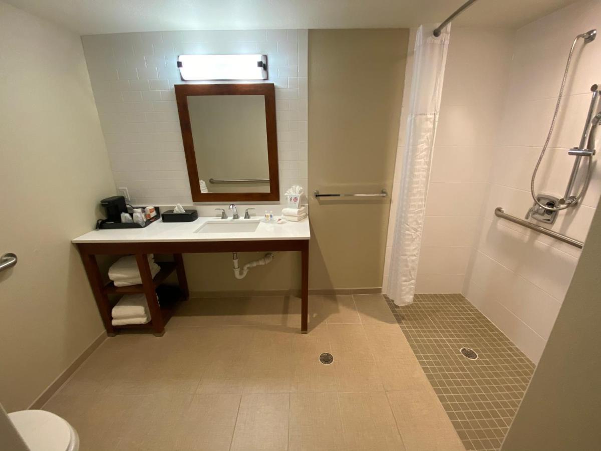 Comfort Suites Midland West Exteriér fotografie